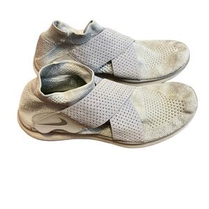 Nike Free Run motion Fly Knit Triple Grey Womens Size 10